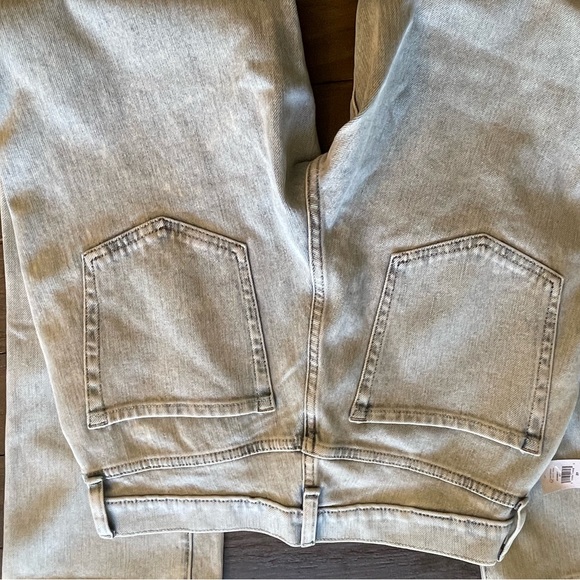 NWT Banana Republic High Rise Crop bootcut ladies jeans - Picture 6 of 11